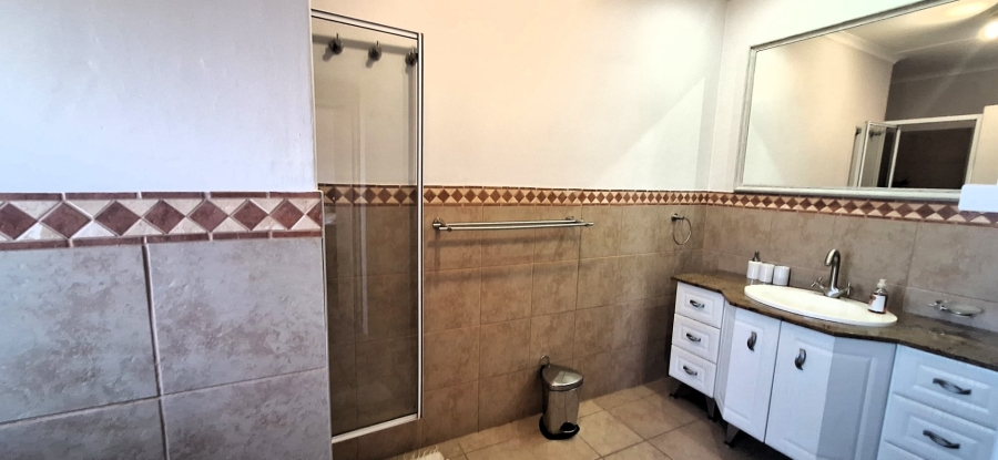 5 Bedroom Property for Sale in Witsand Western Cape